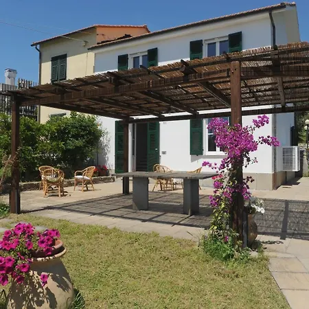 Holiday home Casa Franguella - Uliveto Sul Mare