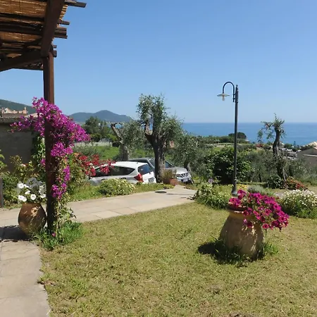 Casa Franguella - Uliveto Sul Mare Hébergement de vacances Lavagna