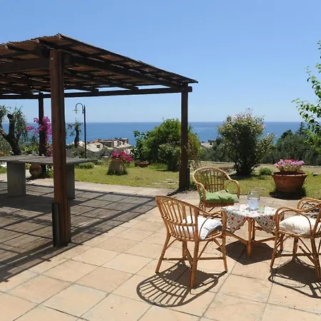 Casa Franguella - Uliveto Sul Mare Лаванья