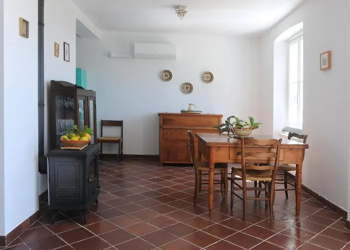度假居 Casa Franguella - Uliveto Sul Mare 拉瓦尼亚